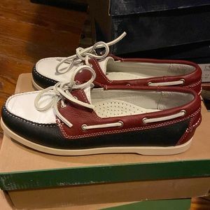 Brooks Brothers Boat Shoes Women’s size 9M Runs small!